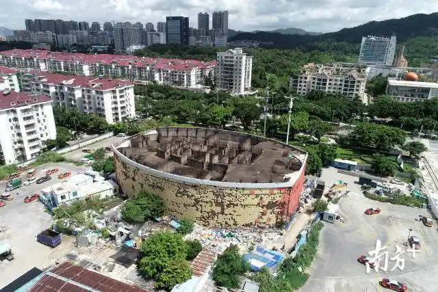 烂尾24载迎来重生珠海巨人大厦成功转让