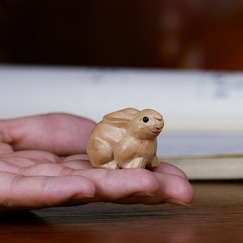 兴润阁 桃木兔子摆件兔木雕生肖兔摆件木质属兔小摆件家居饰品 特小号