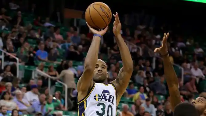 p>邓台·琼斯(dahntay jones),1980年12月27日出生于美国 a href="#"