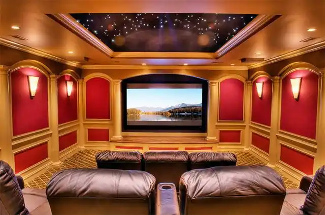 家庭影院是现代家居中的一种新兴潮流,以下是一些可以在小红书上推广