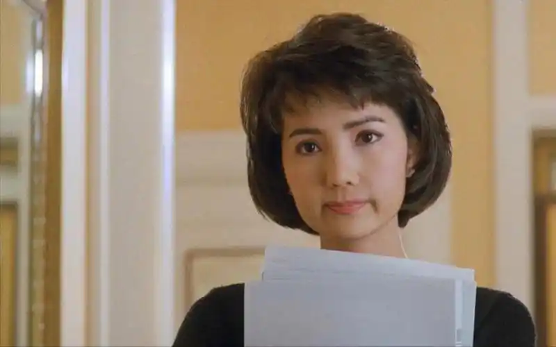 为艺术献身的中国香港演员赵静仪