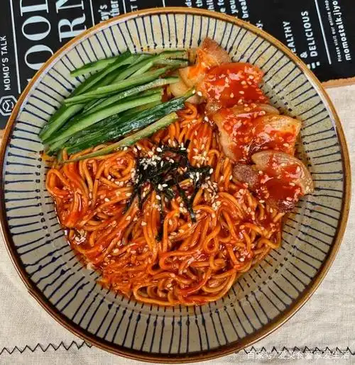 快手好吃舔碗底的韩式拌面!五分钟搞定!