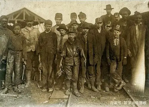 第一次工业革命解放和发展了生产力,主体是生产力,不是人类.