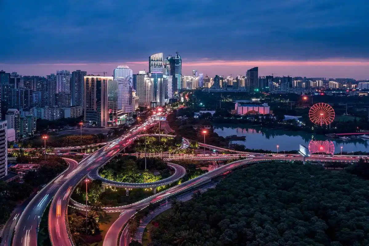 一个热线电话,成了海口的"大管家"