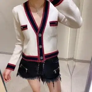 法国直邮chanel香奈儿20早春气质撞色条纹拼接v领羊毛开衫外套女