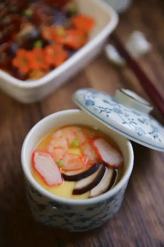 在家也能做的日式料理03松茸茶碗蒸.