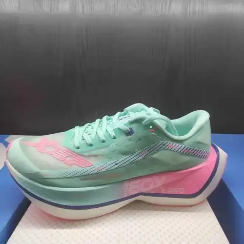 特步竞速300x2.0鸳鸯260x马拉松碳板训练pro160x跑步鞋