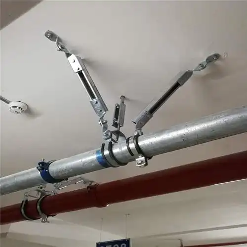 厂家直供给排水管双向抗震支架