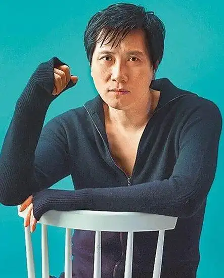 潘安邦海葬澎湖湾引家人纠纷弟指潘妻擅自主张