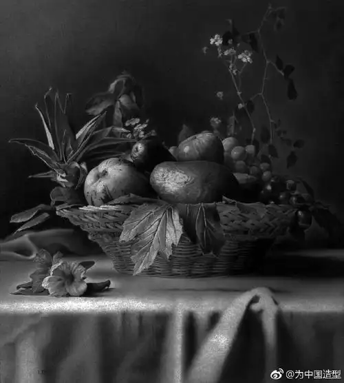 一组精彩的国外素描静物 #大师名作每日赏. 来自为中国造型 - 微博