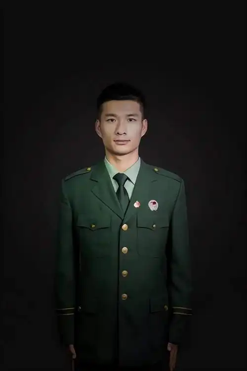 服役武警,当选区人大代表!最近,西安交大2名学霸同时获全国表彰!