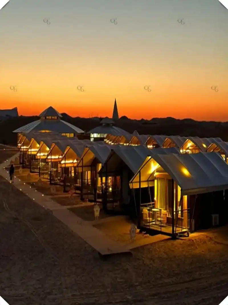 中卫沙漠星星酒店位于沙坡头景区内,远离光污染,入住即可饱览壮阔的