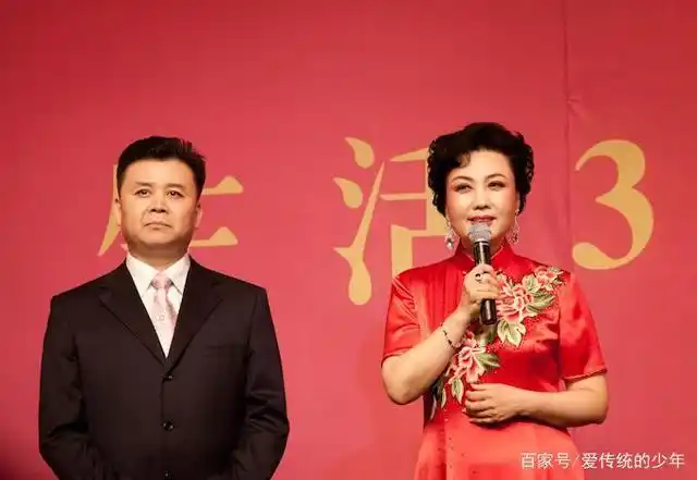 京剧演员王蓉蓉近日被同行私下贬低,其和老生演员杜鹏现在又如何