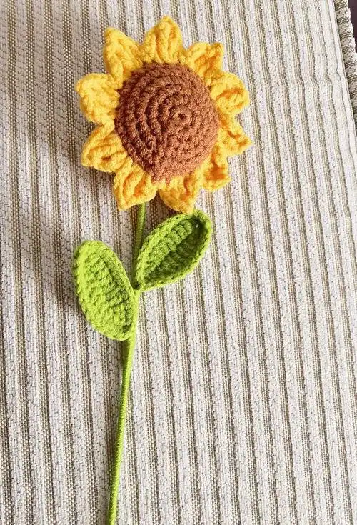 成品母亲节妈妈礼物手工钩针太阳花毛线编织花束仿真花