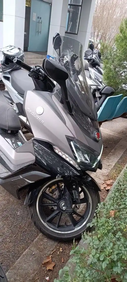 赛科龙睿途 rt3二手摩托车_摩托范_哈罗摩托