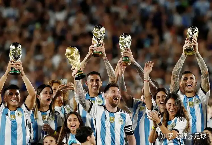 绝代双骄依旧c罗梅西同步破纪录进球达到历史里程碑