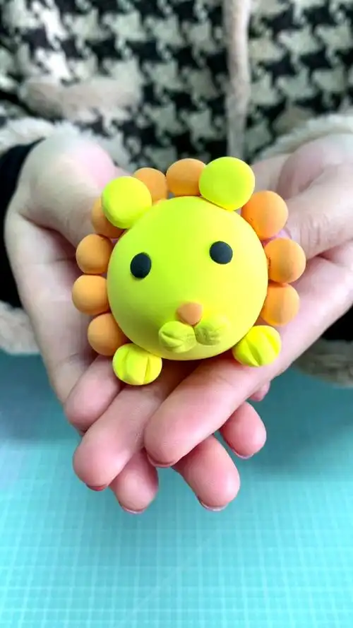简单版本的粘土小狮子好学又好看