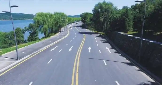 机动车道是什么意思