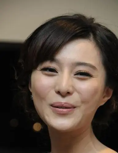 女星鱼尾纹太惊悚!金泰熙变老太 杨幂眼角如皱纸