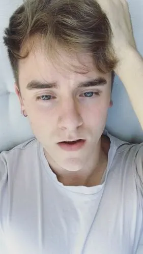 connor franta 康康
