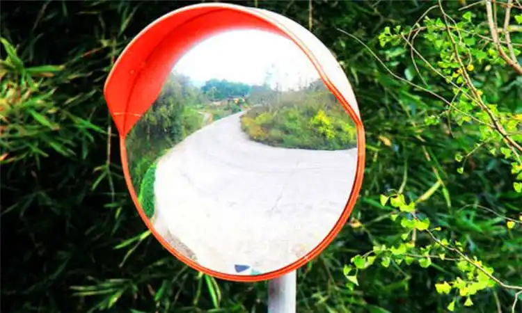 凹面镜和凹透镜的区别是什么优质