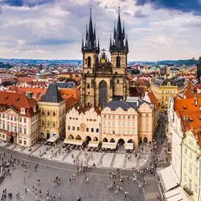 布拉格老城广场景点观光攻略_布拉格老城广场地址_布拉格老城广场门票