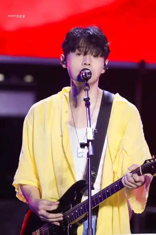 李荣浩纵横四海世界巡回演唱会