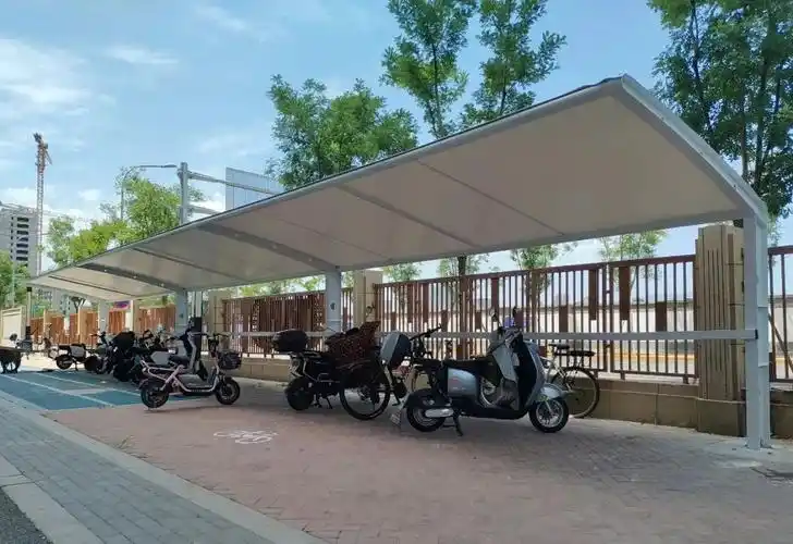 既方便了电动自行车日常存放,充电,又消除了消防安全隐患.