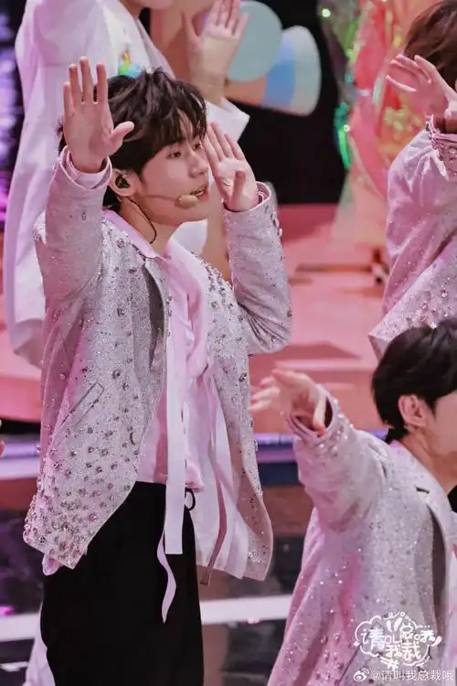 张真源 顶级浓颜ace