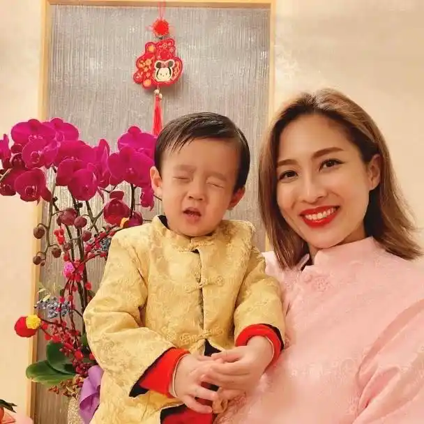 请来了在tvb的一种小生,花旦(陈山聪,袁伟豪,胡杏儿,伍咏薇,梁烈唯)等