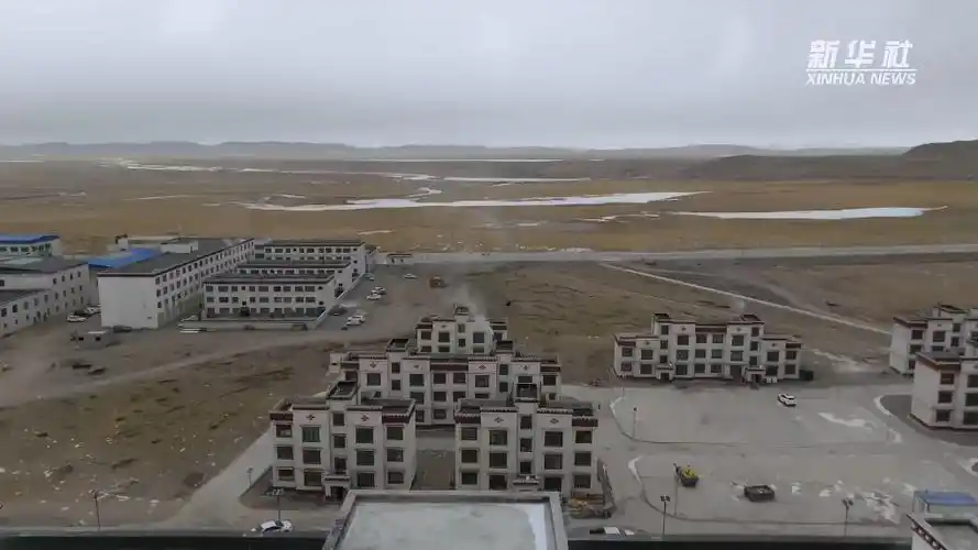 海拔4700米的西藏自治区那曲市聂荣县位于唐古拉山南麓.