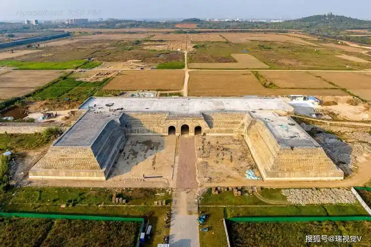 明中都皇故城国家考古遗址公园的临时大门,所在处即是皇城外第二道