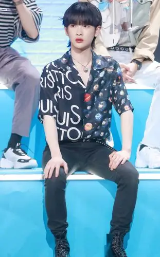 腿显长不少,却也显胖了10斤!