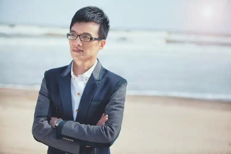 东南电视台 主持人