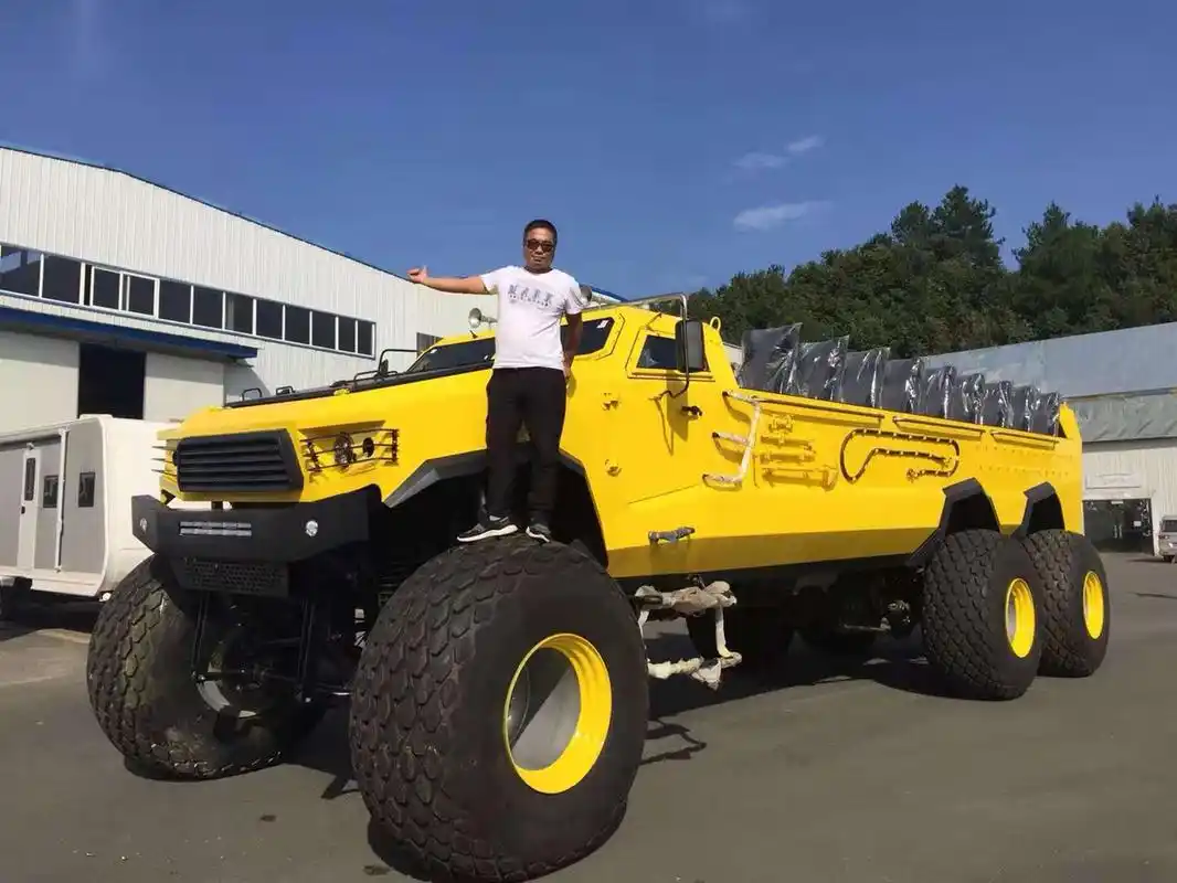 大脚怪沙漠越野车