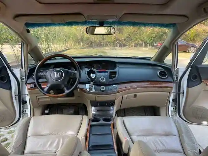 本田 奥德赛  2007款 2.4l 豪华版图片