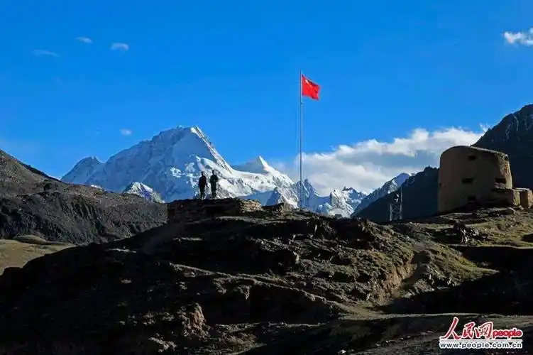不教胡马度阴山中国政府援助阿富汗政府在边境建军事基地