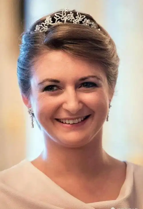 她曾如此美丽闪耀|卢森堡大公储妃斯蒂芬妮_网易订阅