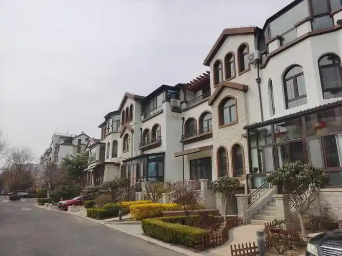 城市阳光花园别墅