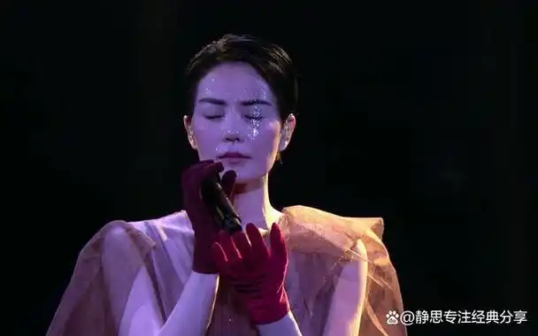 她是中国第一位登上美国时代周刊的女歌手,我们的空灵嗓天后王菲