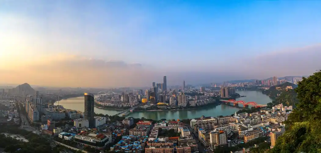 快来当第一个打赏的人吧全景图建筑物柳州城市天际线城市市中心城市的