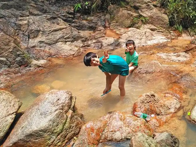 广东中山适合带孩子踏青玩水的3条小溪,人少好走又好玩,很安全