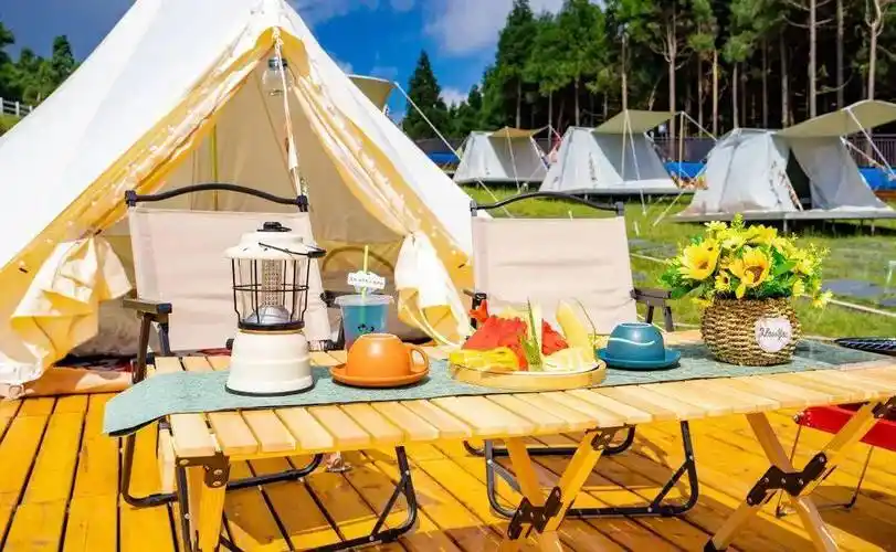 浪漫满分的轻奢露营带你逃离酷暑炎夏