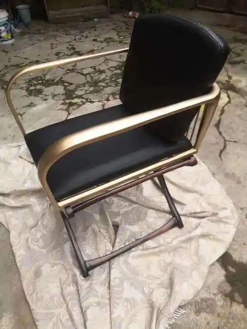 鑫广意不锈钢沙发制作经久耐用又具有艺术气息坐感比较丰满舒适极富