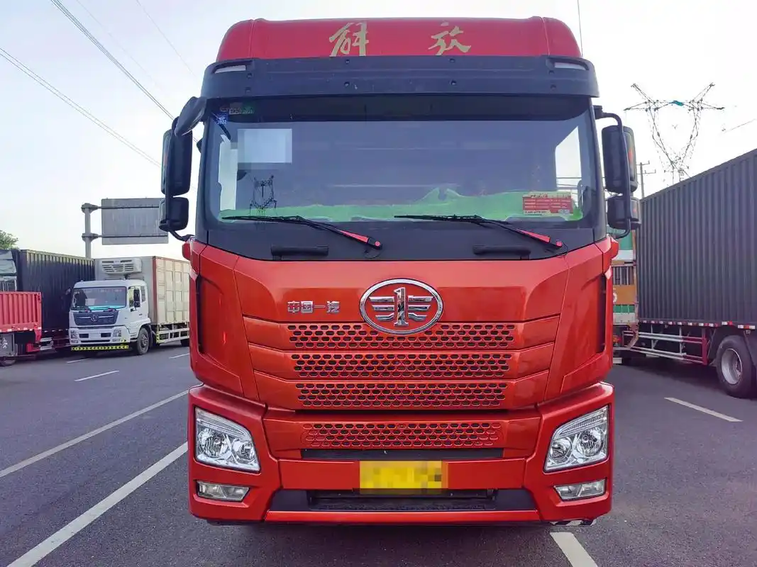 解放jh6,前四后四9米6箱式货车.解放jh6,前四后四9米 - 抖音