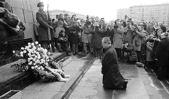 禁行纳粹礼,德国为什么要严惩历史无知?