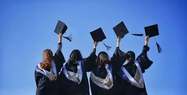 那些花几十万出国留学的人后来怎么样了海归真有那么吃香