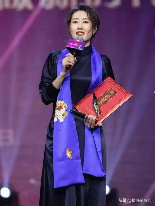 (婉晴默默的回答,0赞)