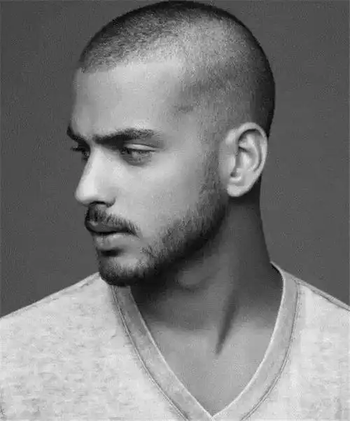 南宁美发学校不同头型剪寸头的教程