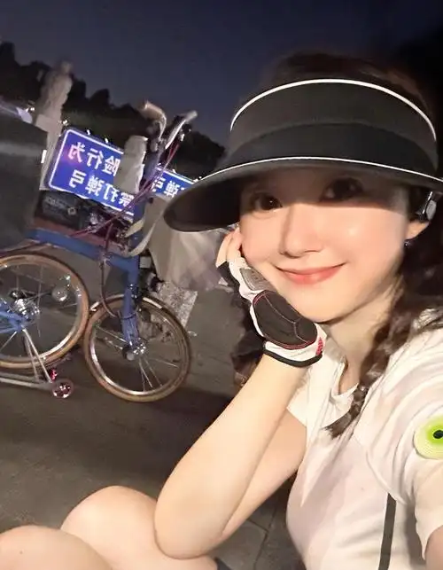 刘心悦:录完央3《喜剧集结号》节目后,小长假最后一天下午返辽